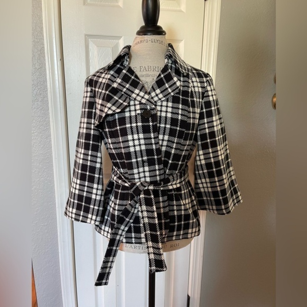 East 5th Black & White Plaid 3/4 Sleeve Belted Jacket Size Large